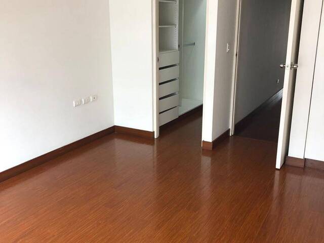 Venta en Miraflores - Lima